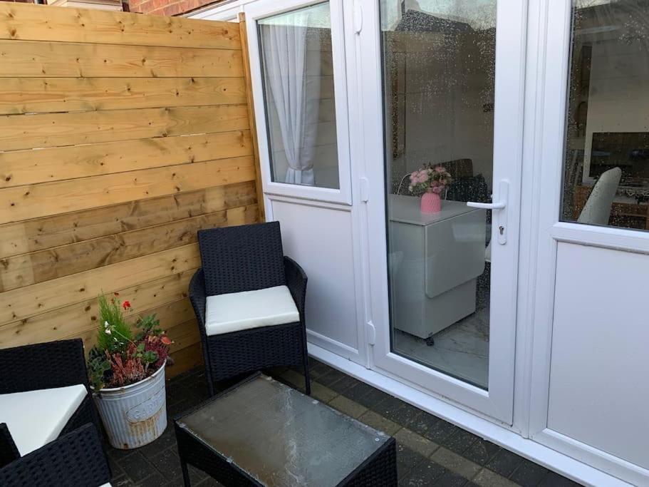 Apartment C, A One Bedroom Flat In South London Carshalton Exteriör bild