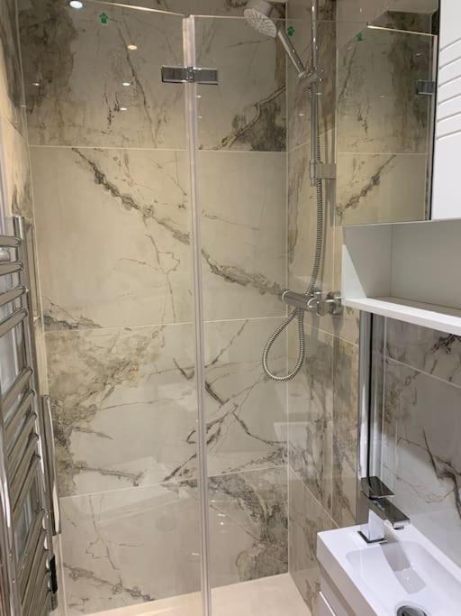 Apartment C, A One Bedroom Flat In South London Carshalton Exteriör bild